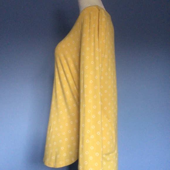 Soft Old Navy Comfy Long Sleeved Tee Medium Size - Picture 4 of 5